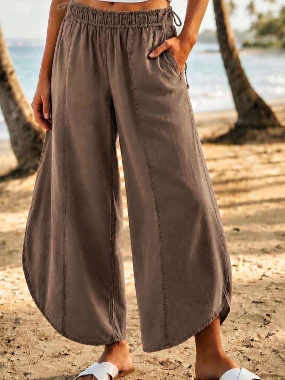 LovLov Women's Wide Leg Tulip Pants in Mocha